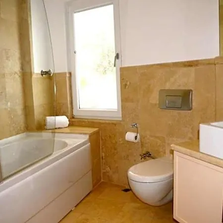 Sleeps 8 Pool Air Con Wifi * Kalkan