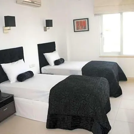 Sleeps 8 Pool Air Con Wifi Villa Kalkan